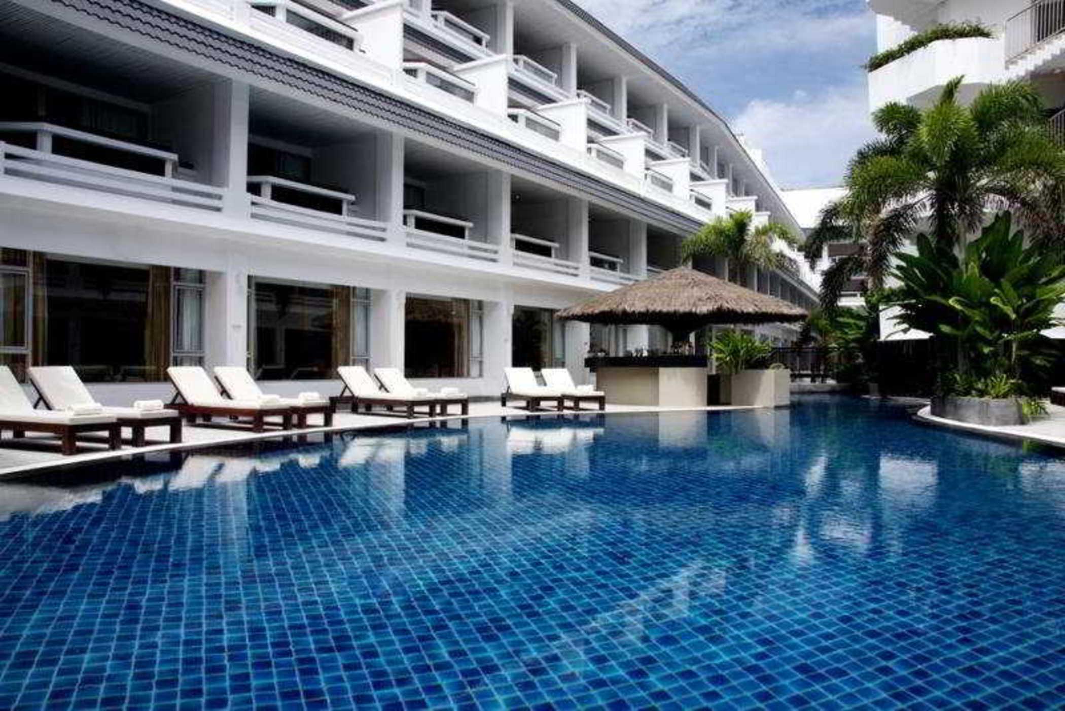 Swissotel Hotel Phuket Patong Beach Exterior photo