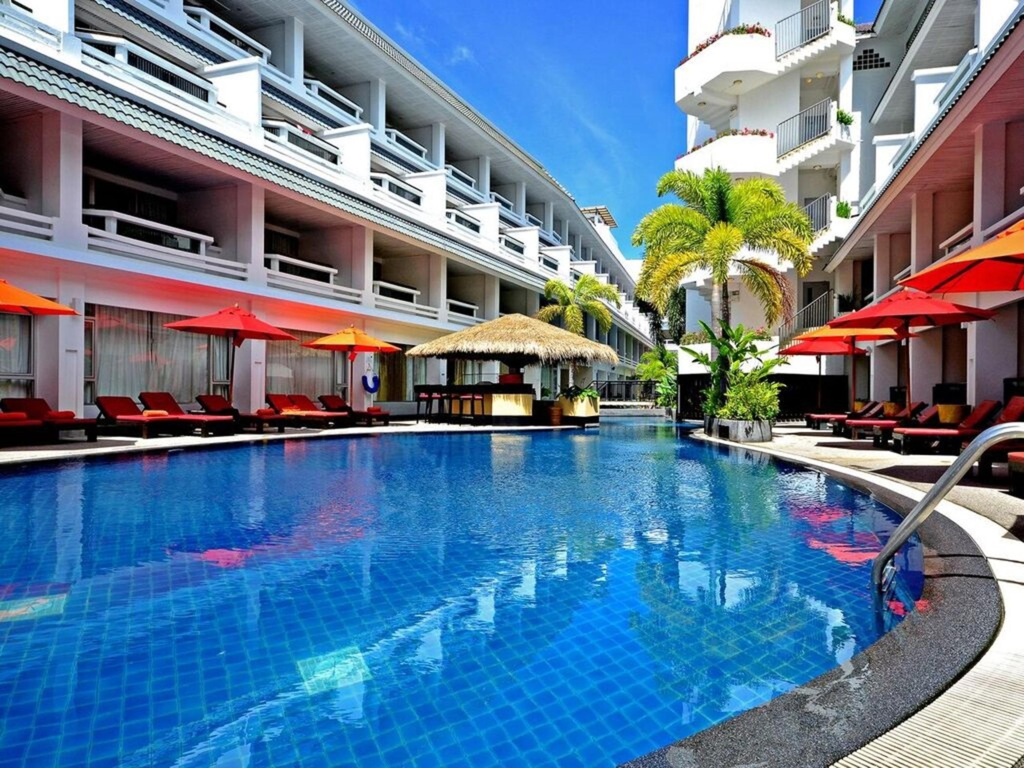 Swissotel Hotel Phuket Patong Beach Exterior photo