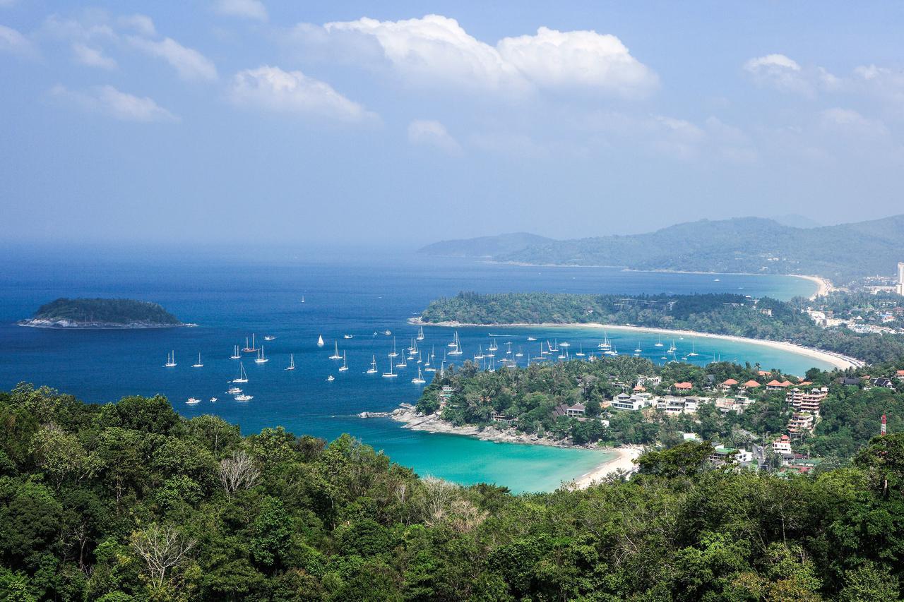 Swissotel Hotel Phuket Patong Beach Exterior photo